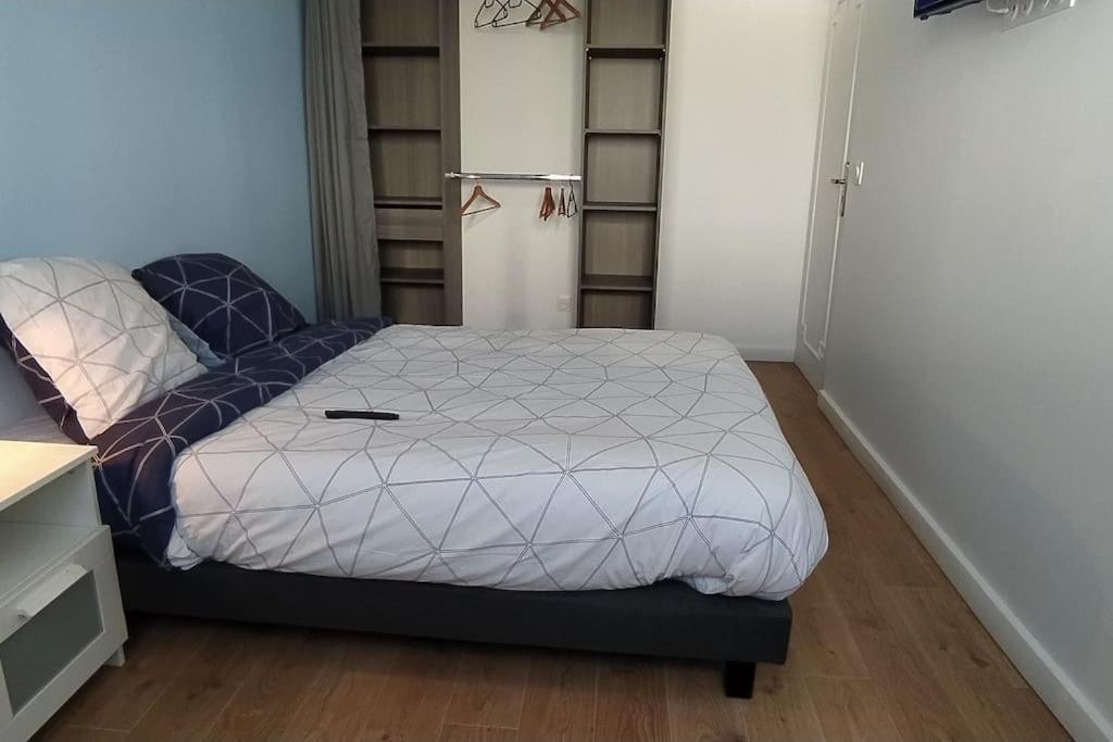 阿让特伊Parisian Cosy Flat With Balcony公寓 外观 照片